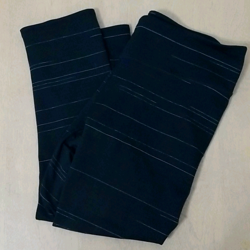 Fabletics black capris